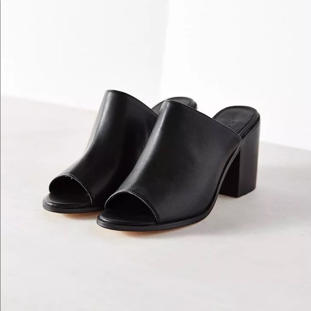 Urban Outfitters Cameron Heel